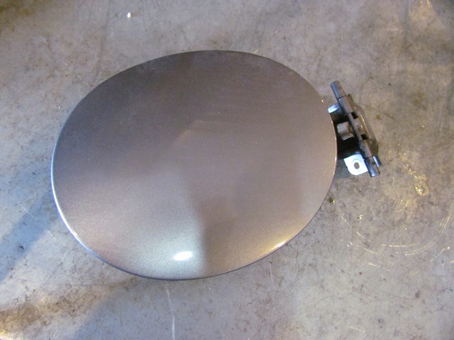 2005 Mazda RX8 Fuel Filler Door