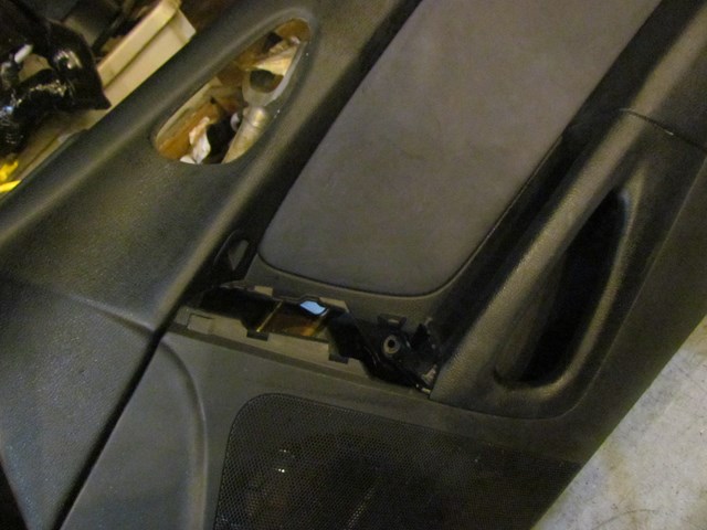 2005 Mazda RX8 Front RH Passenger Door Panel FE01 68 420