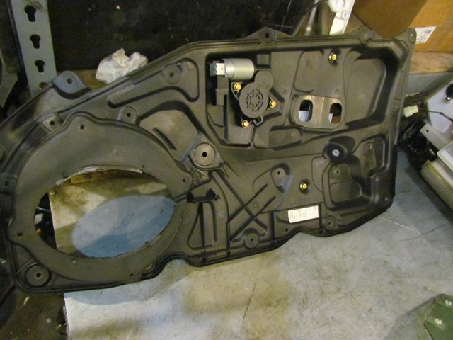 2005 Mazda RX8 Front RH Passenger Window Motor & Regulator