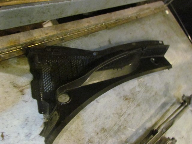 2005 Mazda RX8 LH Driver Windshield Wiper Cowl OEM