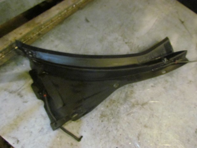 2005 Mazda RX8 RH Passenger Windshield Wiper Cowl OEM