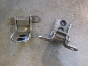 2015 Nissan 370z Nismo LH Driver Door Hinges
