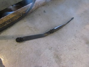 2015 Nissan 370z Nismo LH Driver Wiper Arm