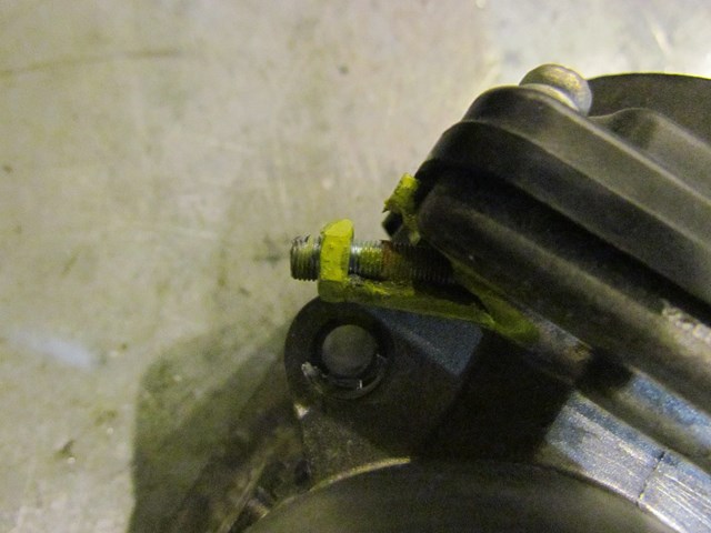 2015 Nissan 370Z Nismo LH Driver Throttle Body DAMAGED