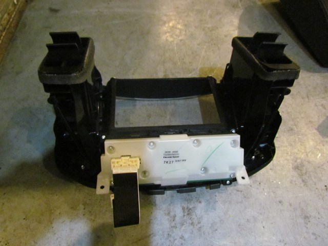 2008 Infiniti G35x Navigation Controls & Bezel 28395 JK65B