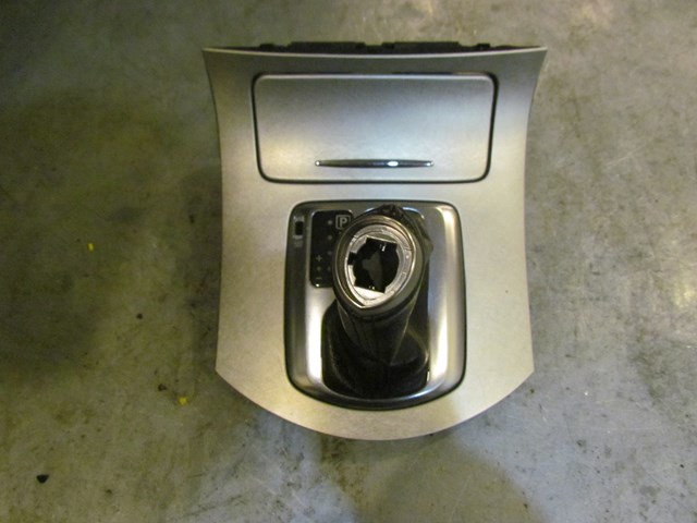 2008 Infiniti G35 Sedan AT Shifter Trim & Ashtray