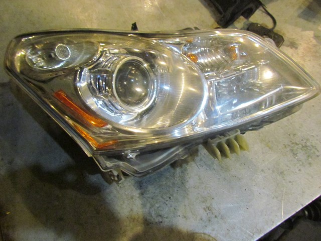 2008 Infiniti G35 Sedan Passenger RH HID Headlight - Non Adaptive 