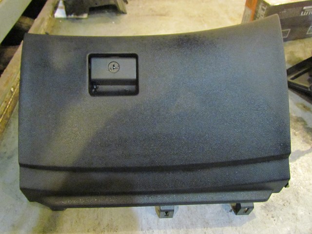 2008 Infiniti G35x Sedan RH Passenger Glove Box