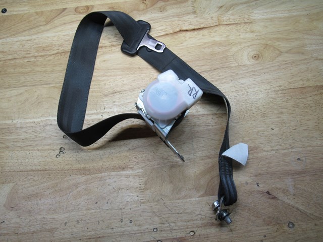 2008 Infiniti G35x Sedan Rear RH Pass Seat Belt