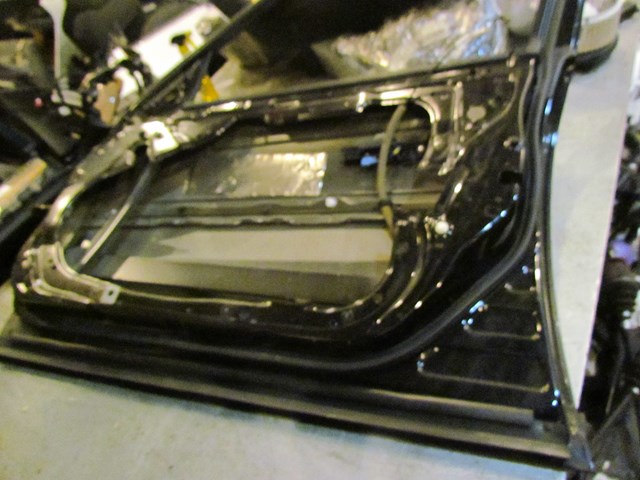 2008 Infiniti G35 Sedan Front RH Passenger Door-Wavy