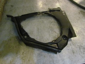 2006 Nissan 350z LH Driver Brake Fluid Surround 64895 CD000