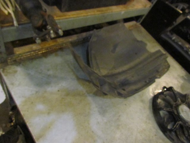 08 Infiniti G35x Sedan Front RH Passenger Fender Liner-Rear Part