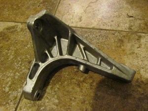 2001 Bentley Arnage LH Driver Engine Mount PB55419PO