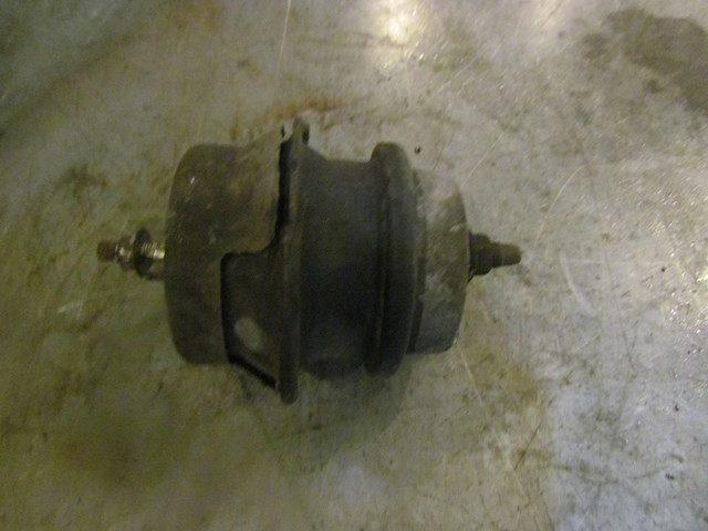 2008 Infiniti G35x Sedan RH Passenger Engine Mount