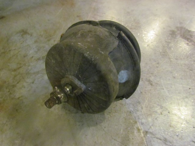 2008 Infiniti G35x Sedan RH Passenger Engine Mount