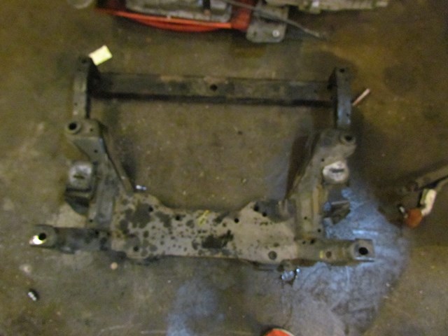 2008 Infiniti G35x AWD Sedan Front Subframe