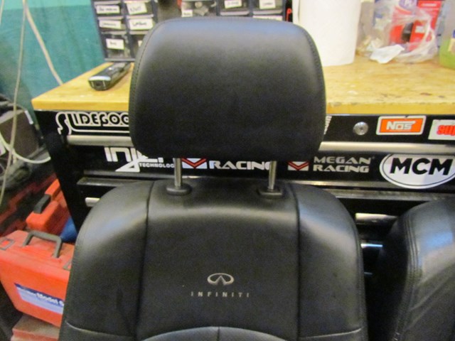 2008 Infiniti G35x Sedan Front RH Passenger Seat