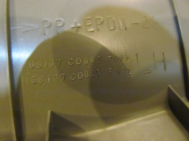 2006 Nissan 350z Above Cluster/Dash Trim Panel-Frost-68107 CD000