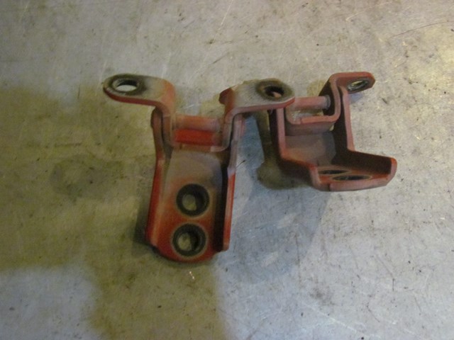 2006 Nissan 350z RH Passenger Door Hinges