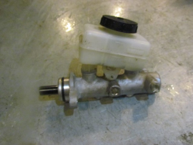 2006 Nissan 350z Brake Master Cylinder