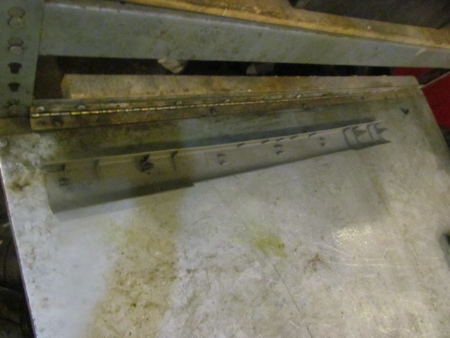 2006 Nissan 350z Upper Hatch Finish Trim-Frost-90900 CD000