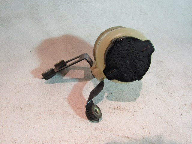 2006 Nissan 350z Power Steering Fluid Reservoir