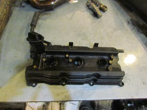 2003 Nissan 350z  LH Driver Valve Cover