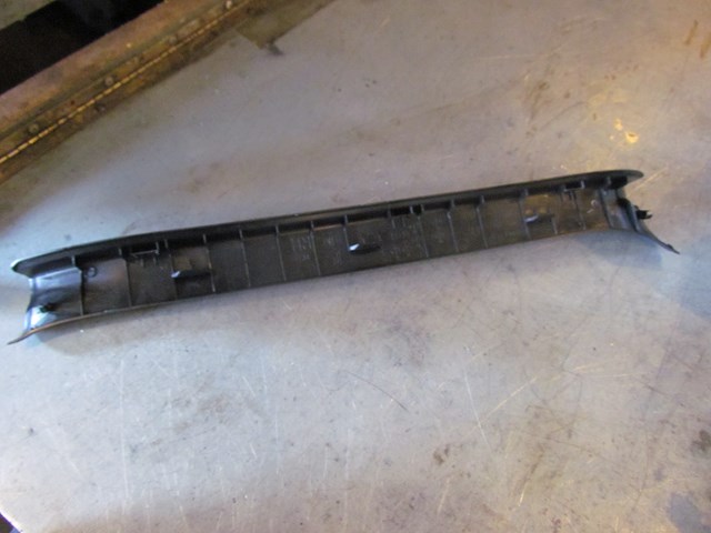 2017 Subaru WRX Front RH Passenger Door Sill Kick 94060FJ040