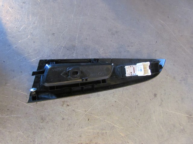 2017 Subaru WRX Rear RH Passenger Door Switch 83071VA250