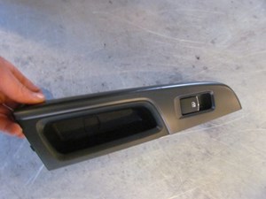 2017 Subaru WRX Rear RH Passenger Door Switch 83071VA250