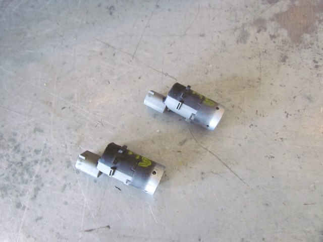 2006 BMW M5 Parking Distance Sensors (2)