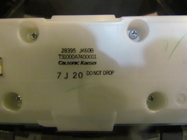 2008 Infiniti G35 Sedan Radio Controls w/Trim & Vents 28395JK600