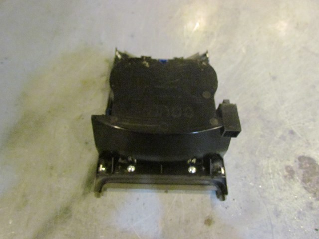 2008 Infiniti G35 Sedan Cup Holder w/Seat Heat Switches-Wheat