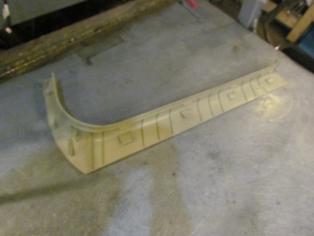 2008 Infiniti G35 Sedan Front LH Driver Door Sill Wheat