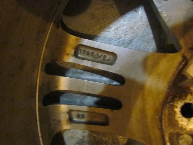 2010 Infiniti G37 Sedan 17 x 7.5