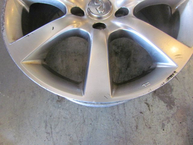 2006 Inifiniti G35 Sedan 17 x 7 Inch Wheel-Rash
