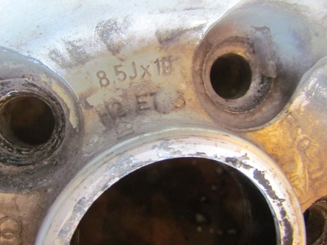 2004 Audi A8 19 x 8.5 