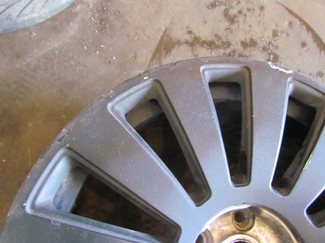 2004 Audi A8 19 x 8.5 