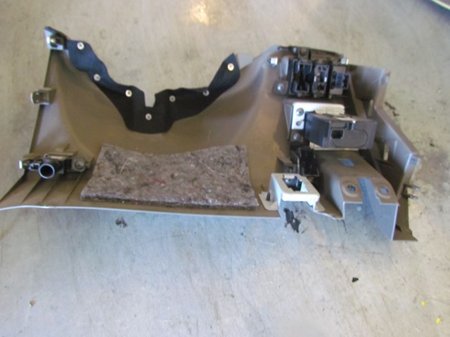 2008 Infiniti G35 Sedan LH Lower Dash Panel w/Key Holder