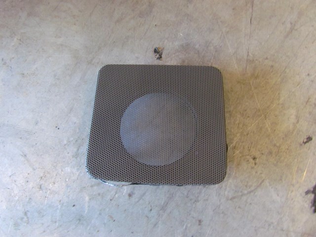2008 Infiniti G35 Sedan RH Dash Speaker Cover 28176 JK00A