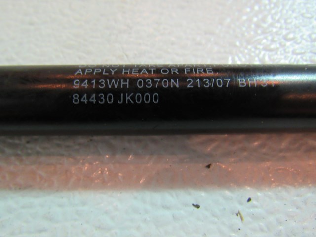 2007 2008 Infiniti G35 Sedan Trunk Struts 84430 JK000