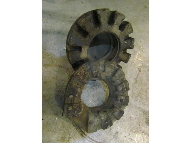 2008 Infiniti G35x Sedan Rear LH Coil Spring Bushings