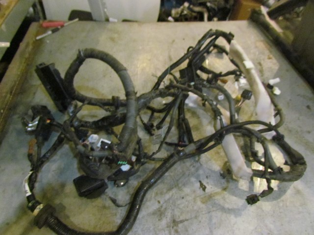 2008 Infiniti G35x Sedan Engine Bay Harness 240121NA0E-Cut Wires