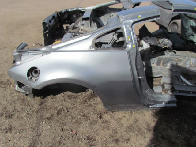 03 Nissan 350Z RH Passenger Quarter Panel- Small Dent