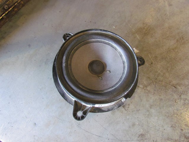2006 Infiniti M35 M35x Front RH Pass Door Speaker 28156 AM900