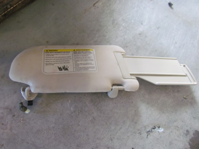 2006 Infiniti M35 M35x LH Driver Sun Visor