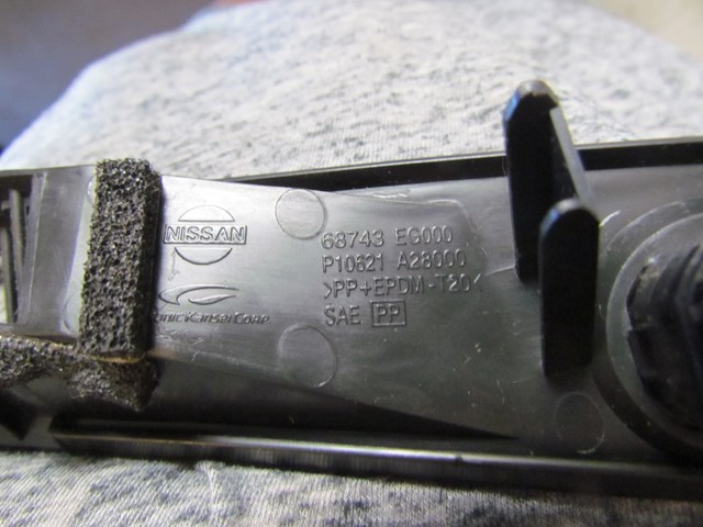 2006 Infiniti M35 M35x LH Driver Dash Defrost Vent 68743 EG000