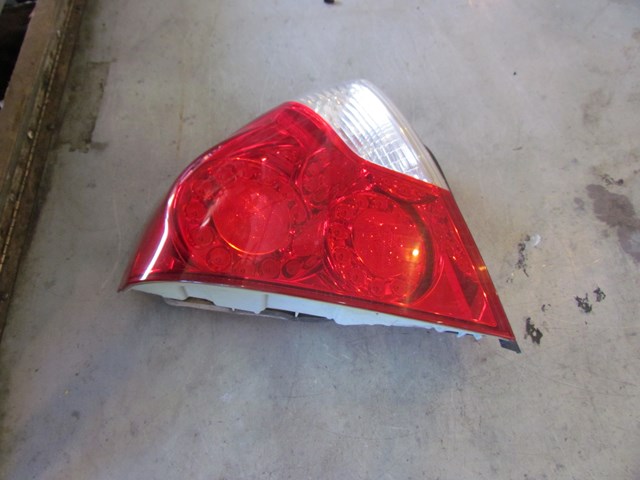 2006 Infiniti M35 M35x LH Driver Tail Light