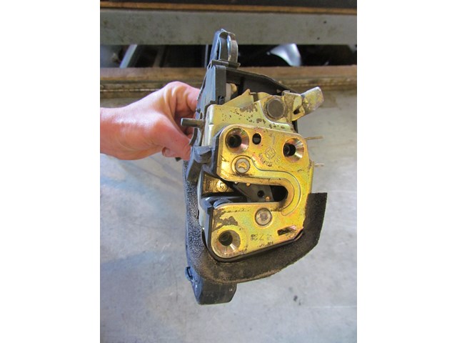 2006 Infiniti M35 M35x Rear LH Driver Door Lock Actuator