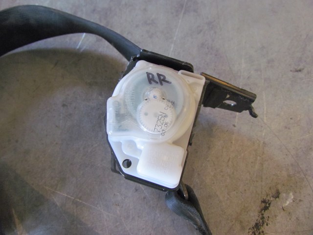 2006 Infiniti M35x M35 Rear RH Passenger Seat Belt & Buckle